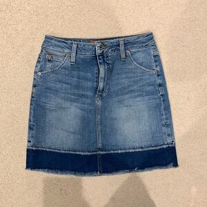 JOE’s Jeans Skirt. High-Rise. Size 26.